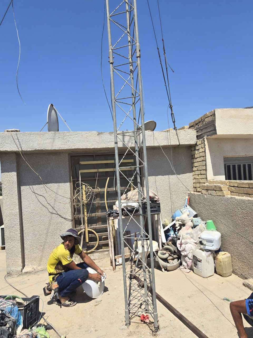 تم تفصيخ ونصب برج كربلاء
***********
علاء
