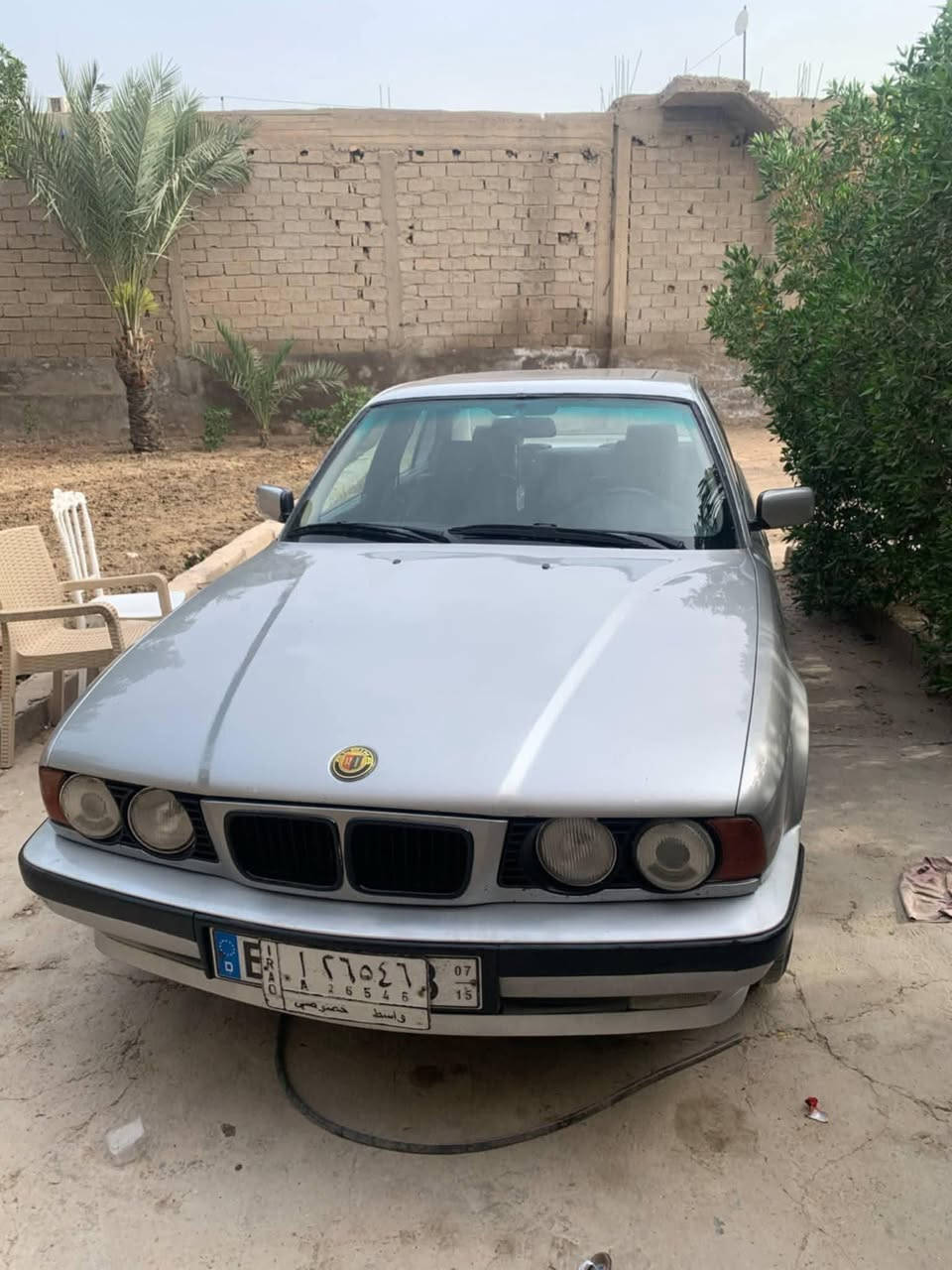 سلام عليكم شباب بي ام للبيع مكفوله من الحادث والضربه رقم واسط عندي وكاله عامه الي حق التحويل تجي تاخذ السياره وين مايعجبك احولك مشروع وطني السعر 55 وبيها   او المراوس بتكسي  مكانه بصره مجال باقي التفاصيل خاص او الاتصال على الخط بي واتساب ***********
