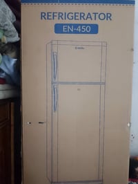 عندي ثلاجه جديده بعدهي بلكارتونه ممستعمله حجم 20 قدم للستفسار علئ خط 0...