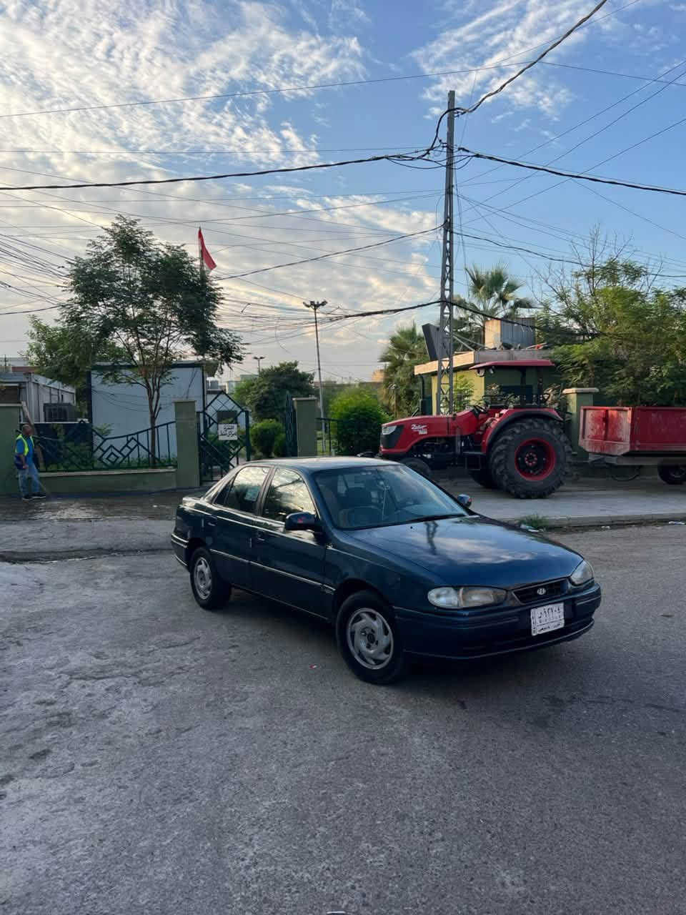 ألـسلام عـليكم 

1994 Hyundai Elantra ("Teardrop" model)
هــونداي إلـنـترا دمـعه 1994
الـسـيارة خـالـية مـن الـخدوش والـحتدث والـخيسـان 
مصـبوغـة عـام جمـاليـة رش أثـر تقـحيـلات 
رقـم الـماني نينوى شـرط الـوكـالـة والـتحويـل 
تـبريد شـغال ثلج 
مكينة وكيـر شـرط السـيارة طيـاره نشـطه حيـل ما يـعوزها برغي نظافه 100‎%‎100 
سماعات جديده + شاشـه تدعم كاربلاي واندرويد + مسـجل 
وايرمنيه كلها شغاله السياره جاهزه عل 24
تـشغل وتـمشي 
بـيها كـابون بـانزين 
ألسـعر 29$ وبـيهـا مـجال للاستفسـار ***********
 بـي واتـسـاب ومـتواحد علـى نـت
