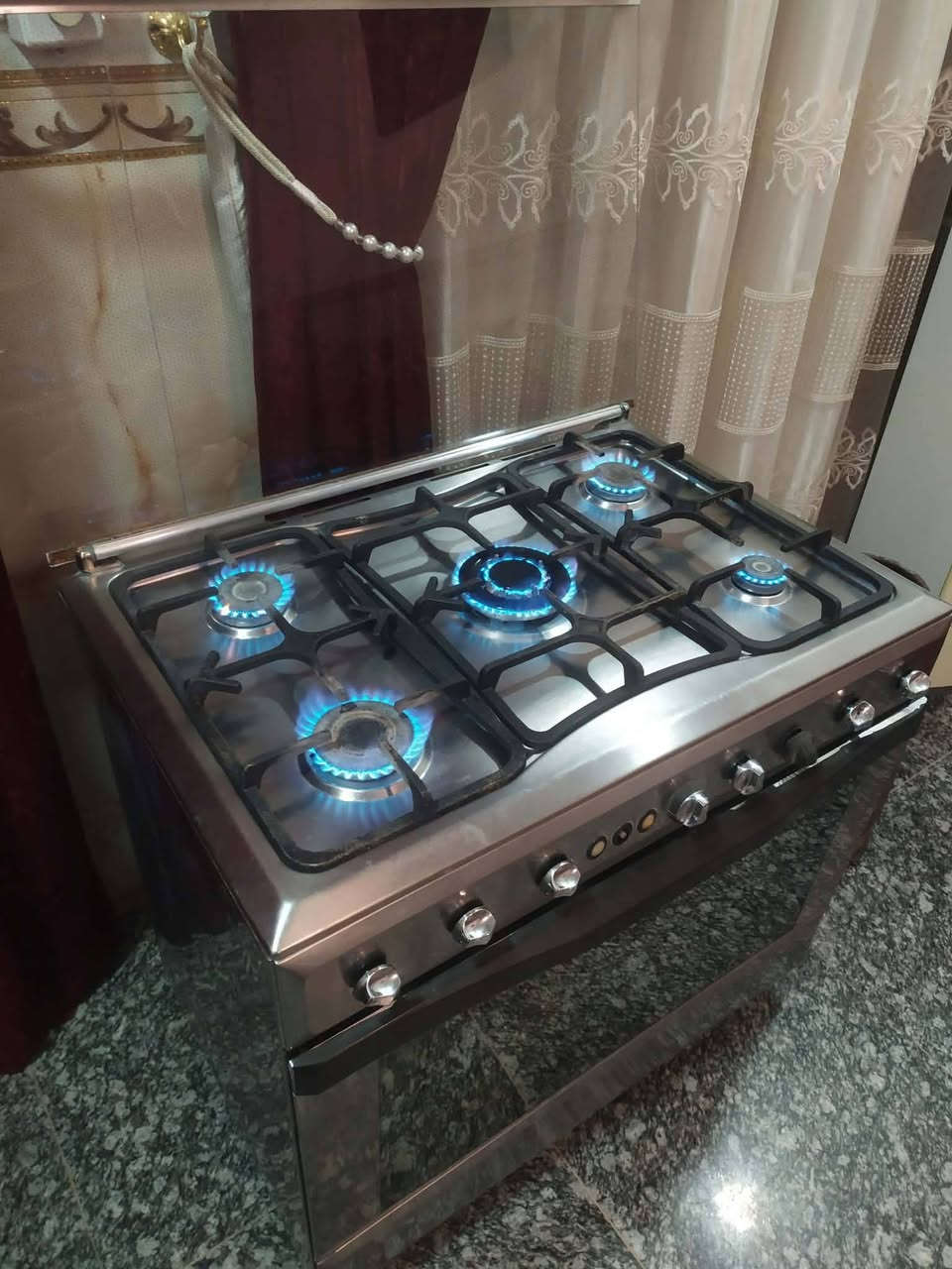 يونير مصري • خمس مشاعل • نظيف