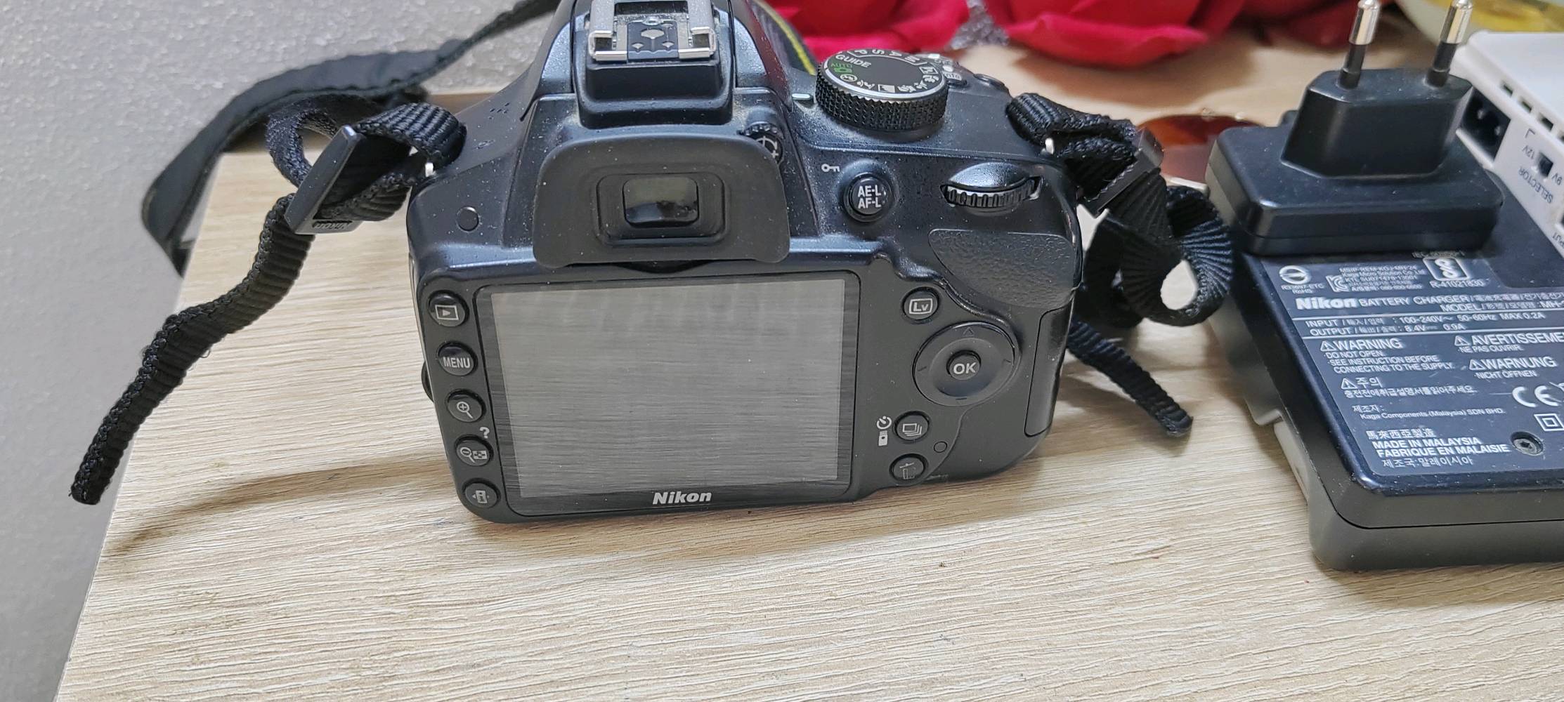 نيكون D3200 • نظيفة • الموصل