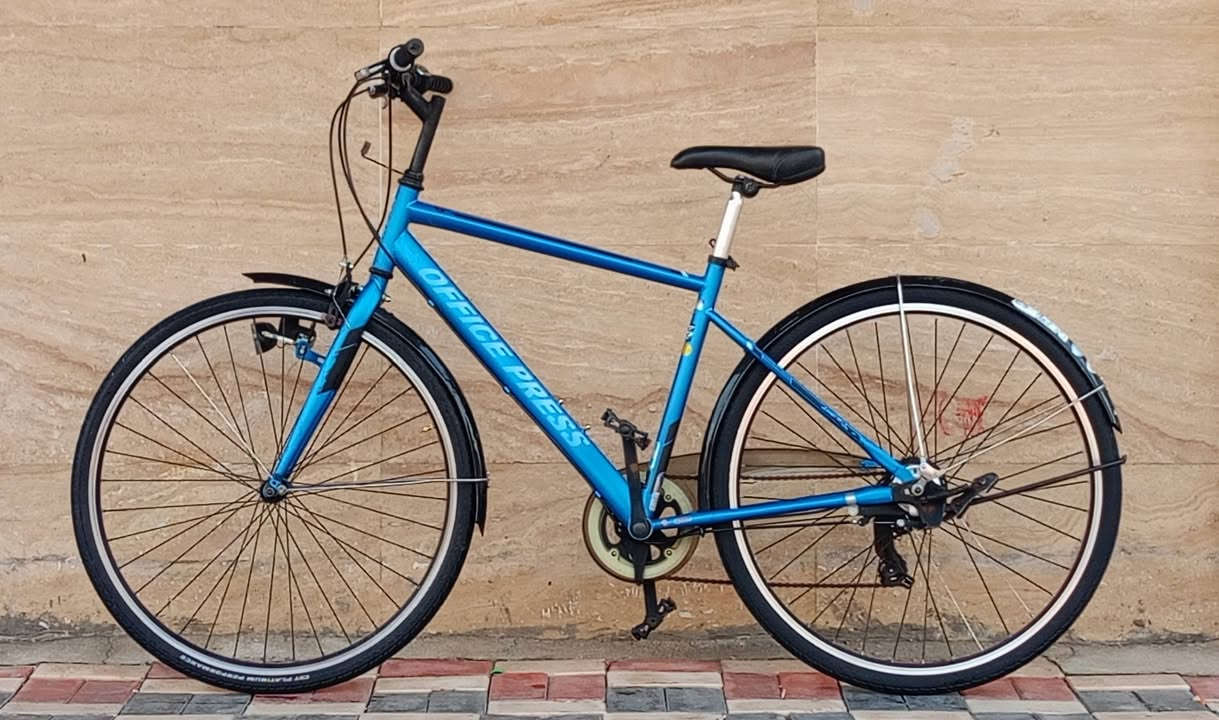 السلام عليكم ورحمة الله وبركاته 🌹
🚲 دراجة هوائية للبيع 🚲
🔹 الحجم: 28
🔹 النوع: رياضي هجين
🔹 بالة: أصلية يابانية 🇯🇵
🔹 دراجة عملية وقوية 💪 عن تجربة
🔹 التايرات: كتان أصلي
🔹 النظافة: 90% ✨
📍 العنوان: كربلاء – طويريج
🚚 تتوفر خدمة توصيل لجميع محافظات العراق
📩 للاستفسار أكثر: خاص أو على الرقم
📞 ***********
