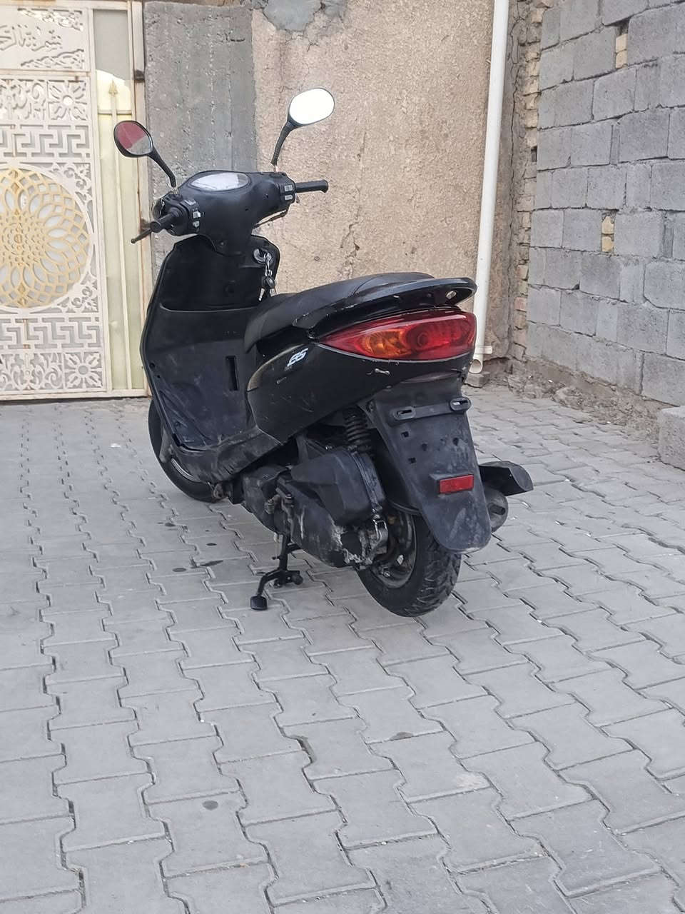 سلام عليكم دراجة للبيع بريز جاهزة ما ناقصهة شي مكينة وكهربائيات جدد السعر 550 وبيهة مجال مكاني الحسينية الراشدية ***********
