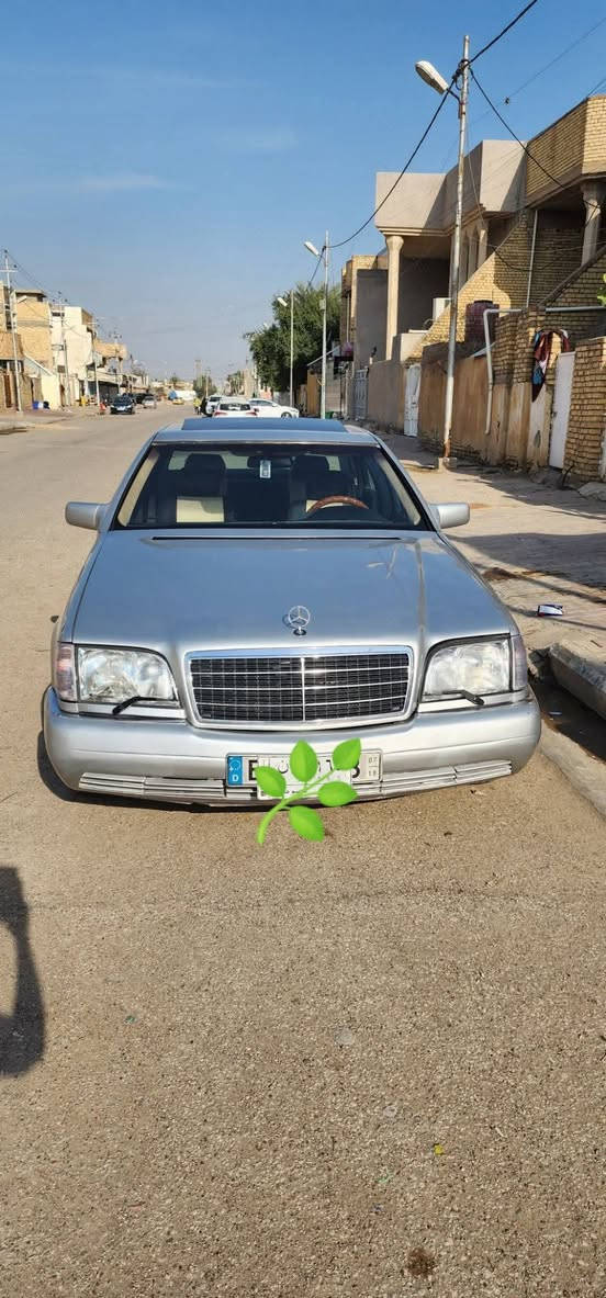 المواصفات
1_ سلايد روف جام 
2_ تحكم كشنات 
3_ كشنات جلد 
4_ تحكم مري شفط
5_ كامرة داورة
6_ شاشة اندرويد 
وبيها بعد مواصفات معروفة للشبح
السعر 58$ ورقة وبيها مجال 
التواصل خاص او على رقم الهاتف 
***********
مارسدس شبح باب قصير موديل 92 محدثة 98 مصبوغة عام للجمالية رقم بغداد تحويل ثاني يوم محور كير ومكينة vvt_i 3000 السيارة عليها ادامة كاملة باتري جديد نوزلات جدد بلكات جدد مجاول جدد صدر جديد تبريد شغال وكل كهربائياتها شغالة
