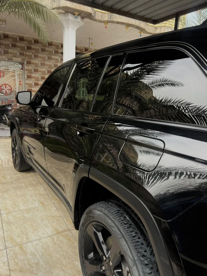 جيب لمتد ماكس فول موصفات
مديل ٢٠٢٣ 
ماشية ٤٥ ميل 
سيارة كفالة كير محرك ومن الدوانس هم 
فتحه 
رادارت 
حساسات 
مثبت سرعه 
اوتو بارك 
صندوق شفط كهرباء 
اشاير بالمري 
نعومة بالمشي 
تبريد قطعتين ثلج 
هند بريك كهربائي 
كامره ٣٥٠ دقة فول مع مانع تصادم 
كشنات ستيرن تدفئة 
السيارة ضربتها جاملغ وبنيد 
موضح السونار بيها 
البيبان لا صبغ ولا تبديل بس مجرد نفتحن البراغي الجهاز يقراهن تبديل 
رغم ذلك ابيع اربع قطع ونزل ع السوك 
السيارة تترقم اي محافظة عدا الشمال 
السعر : ٢١٠ وبي مجال بسيط حك الجية 
رقمي : ***********
