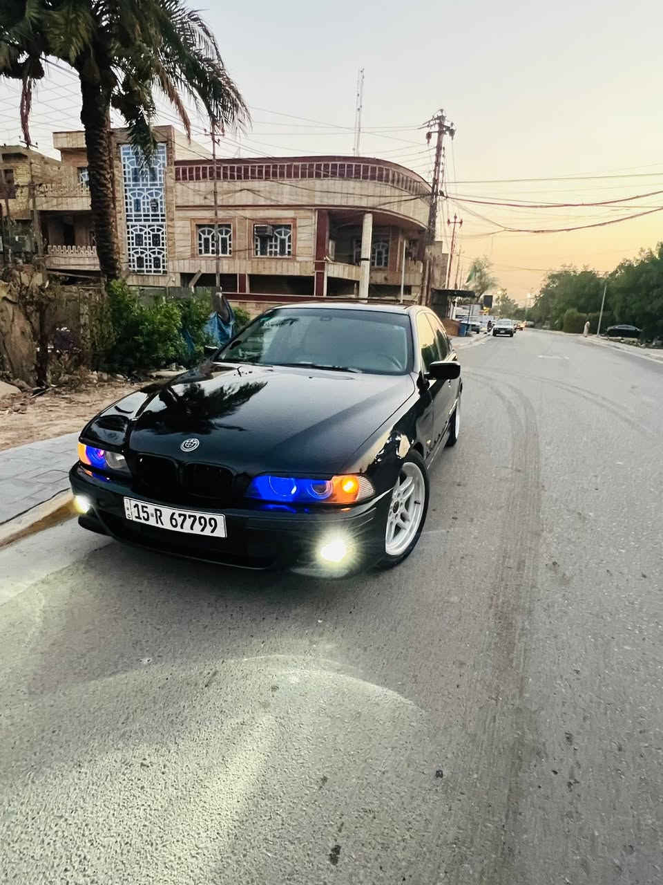 صقر٢٨ موديل ٩٦ محدثه بلكامل ٢٠٠٠ غرفه فول  كهرباء تخم ويل وتاير صدر جديد امامي خلفي مكينه وكير مكفولات ارقام وهزه جدد بيهه نقوصات بسيطه مشتريهن وما شادهن تاخذهن وياهه مكاني بغداد زعفرانيه *********** تحويل مباشر السعر ٧٥ وبيهه مجال
