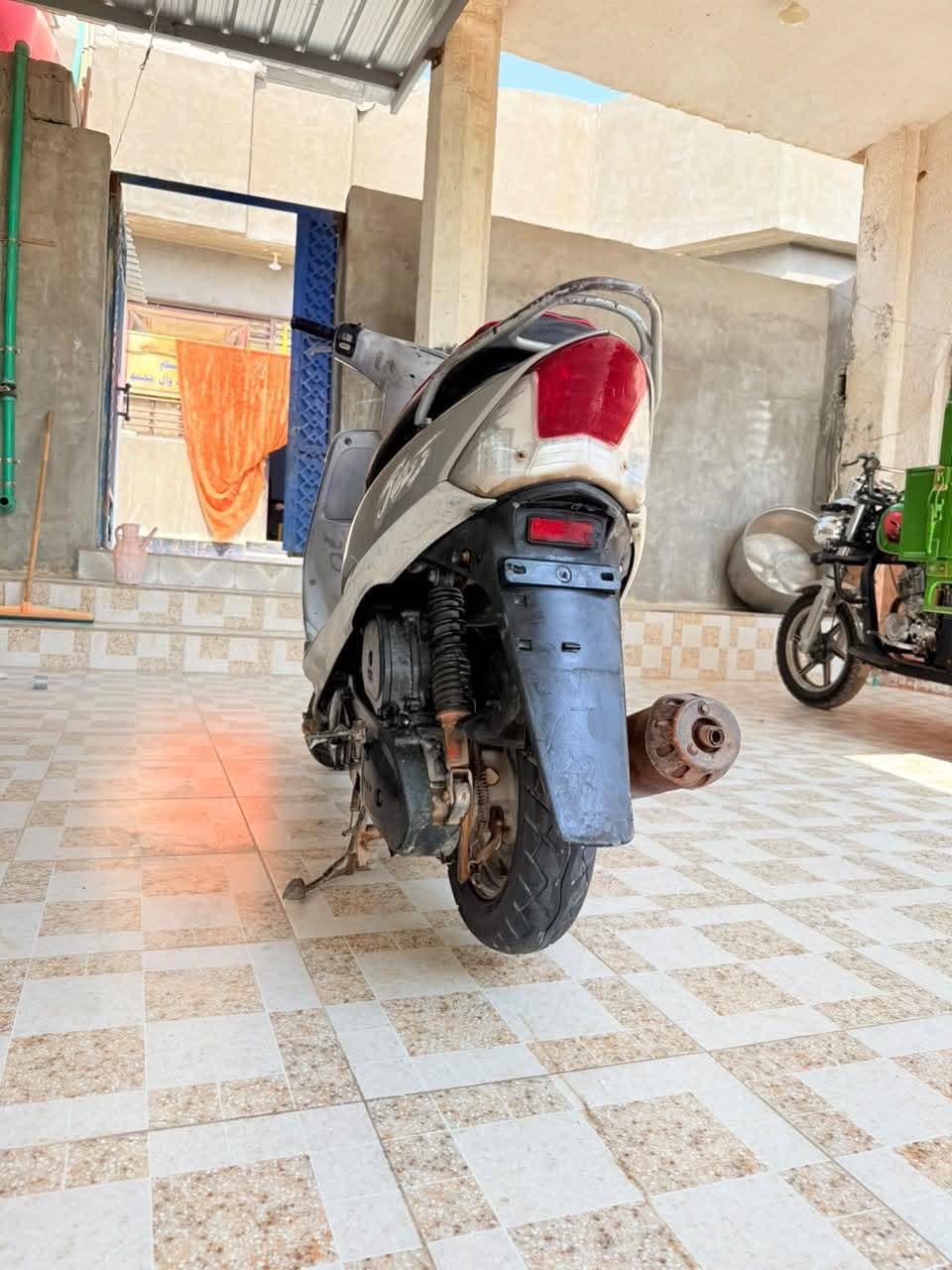 ماكس قجمة • مفتوحة • القرنة