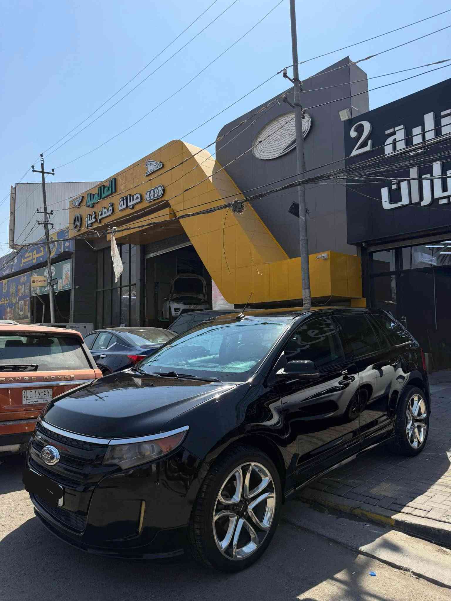 فورد ادج كنديه
سبورت
موديل 2012
كامل مواصفات
كشن جلد اسود
بانوراما
حساسات مري جانبيه
حساس دعاميه خلفيه
محرك 3700
فور ويل
تشغيل عن بعد
بصمه
شاشه لمس
تبريد
حجم تاير22
رقم شماليه
العنوان الدوره
*********** بغداد, العراق
