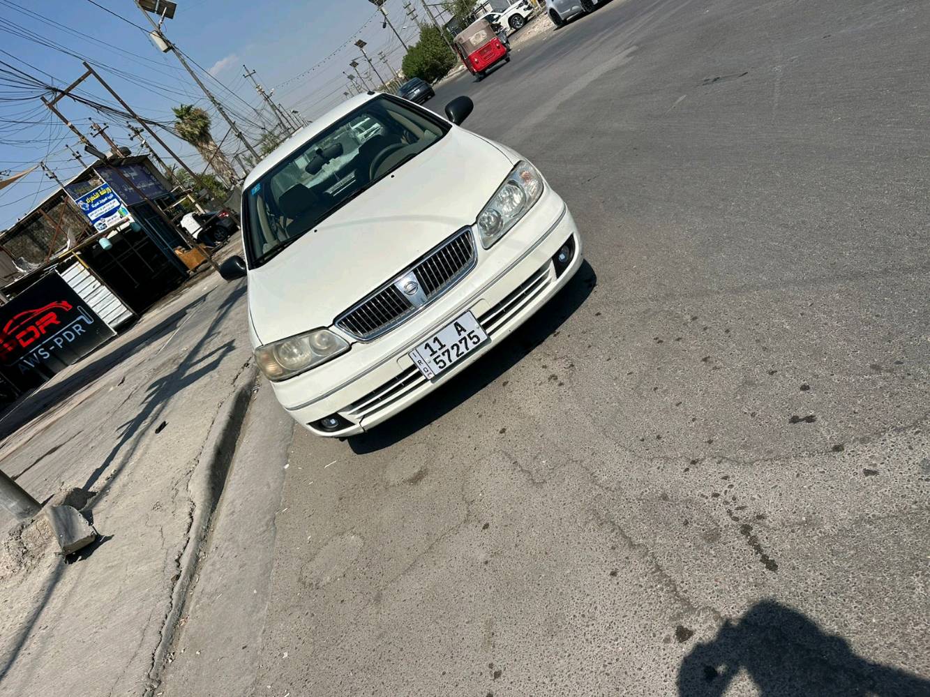 نيسان صني موديل 2008 خليجي
السيارة بيها صبغ أو حوادث أو سمكرة/تشيك مو مذكورة بالصور؟: 
3 قطع 
شنو حالة المكينه والگير والتبريد؟ بيها أي ملاحظة أو تحتاج صيانة؟: 
محرك جديد كير جيد تبريد ثلج حداديه 90 بالمئة 
وين مكان السيارة هسه بالضبط حتى إذا واحد يريد يشوفها يگدر يجي؟: 
بغداد حي الخضراء 