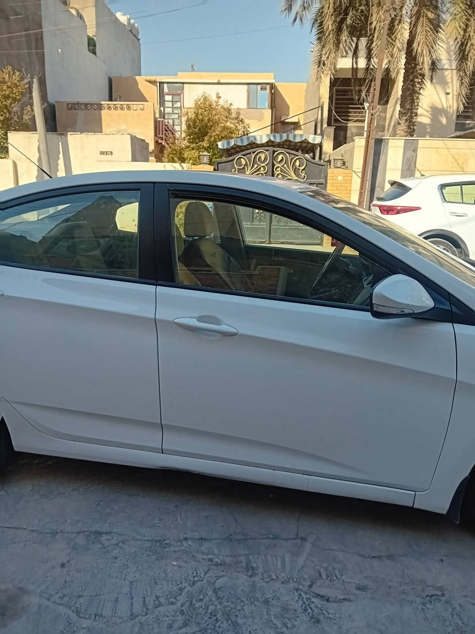 اكسنت ٢٠١٥ ماشيه ٩٠ سعرهه ٩٥ رقم ***********
