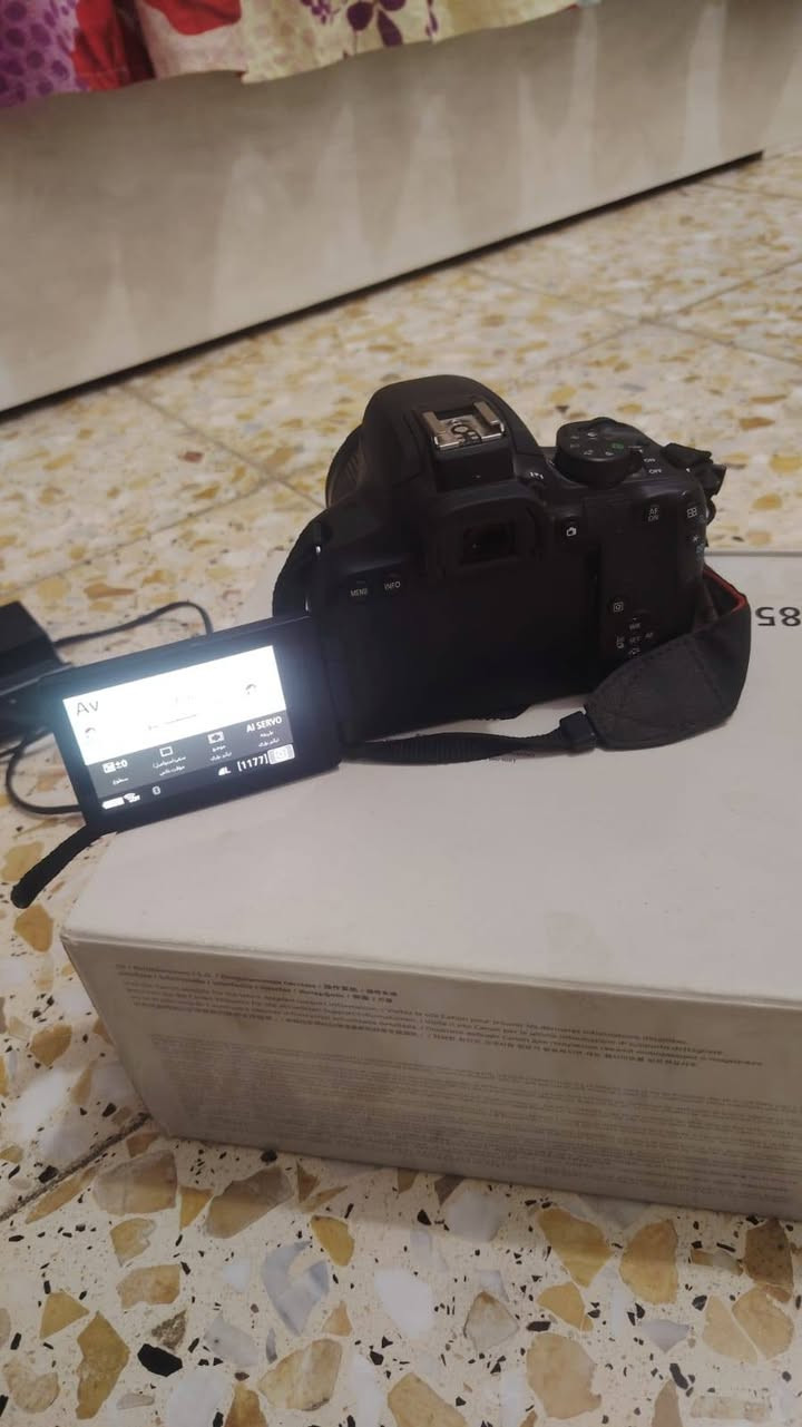 سلام عليكم كامرا كانون جديده كامل ملاحقاته 850d العنوان بابل
***********
