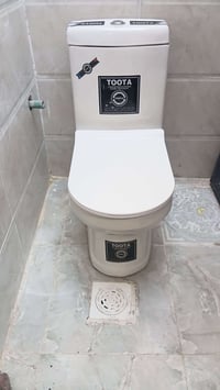 غربيه جديده سعره١٠٠الف07742650121