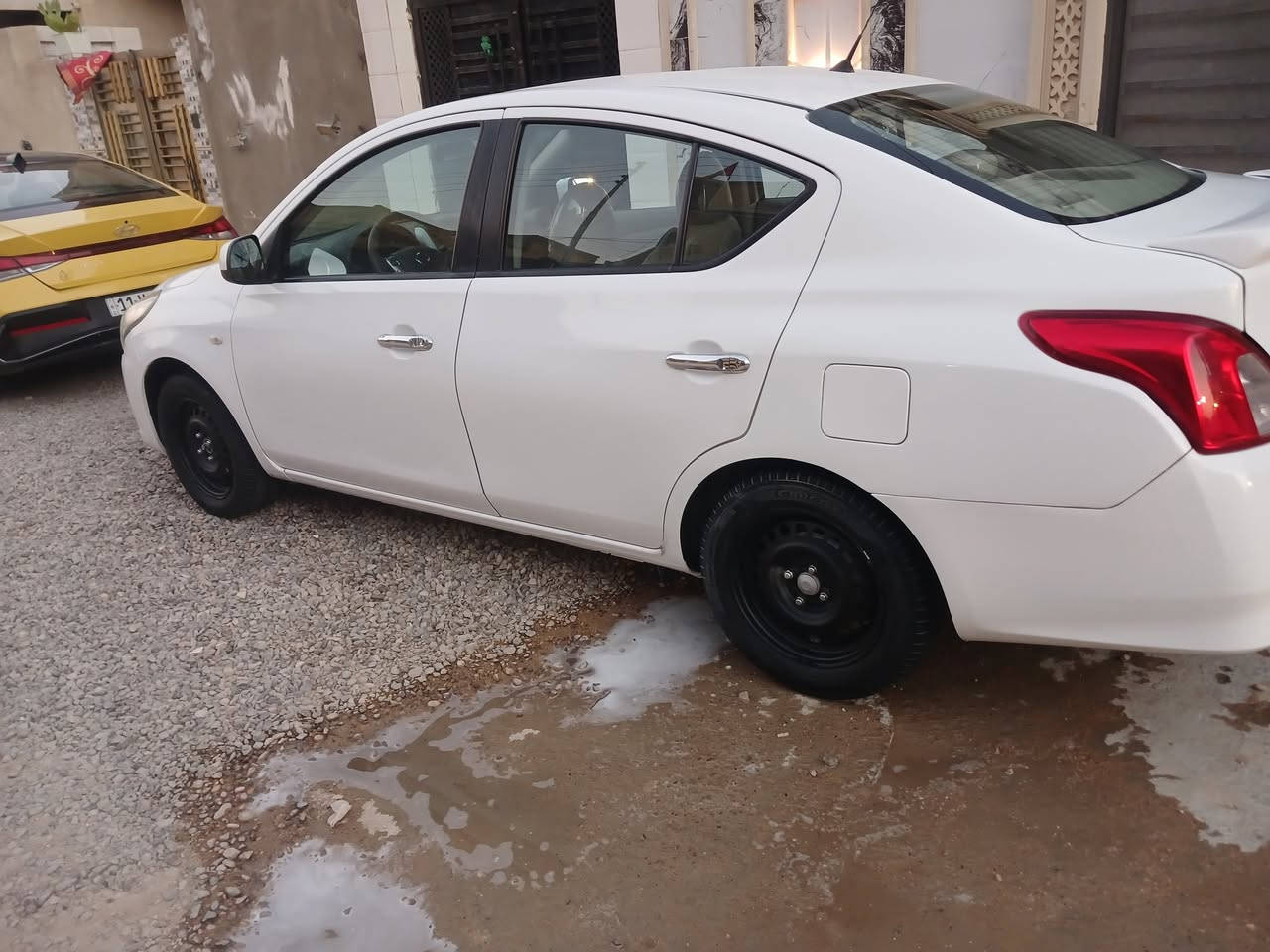 نيسان سني هندي موديل ٢١ رقم اربيل باسمي بيهة ٣قطع صبغ جاملغ خلفي وصندوق والبقية كفالة كير محرك تبريد مكان السيارة بغداد الجديدة السعر ٩٥ وبيهة مجال بسيط رقم ***********

