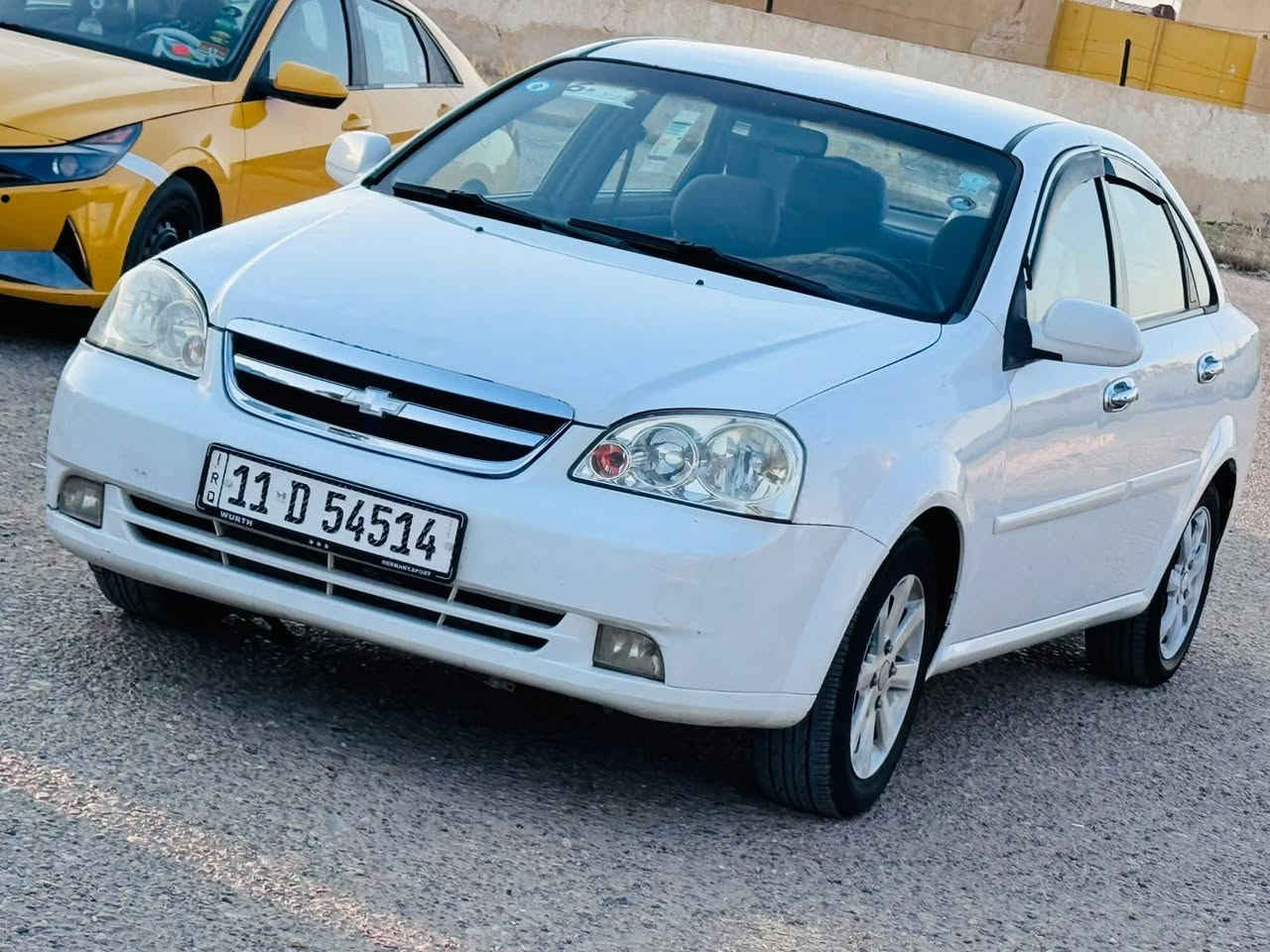 السلام عليكم
اوبترا 2011 الشركة العامه رقم بغداد باسمي 
بيها صبغ جاملغ امامي وباب خلفي مبدل فقط بدون اي دواخل باقي سياره مكفوله 
كير محرك تبريد كلها شغاله وتمام 
السعر ب70$ وبيها مجال 
مكاني بغداد 
***********
