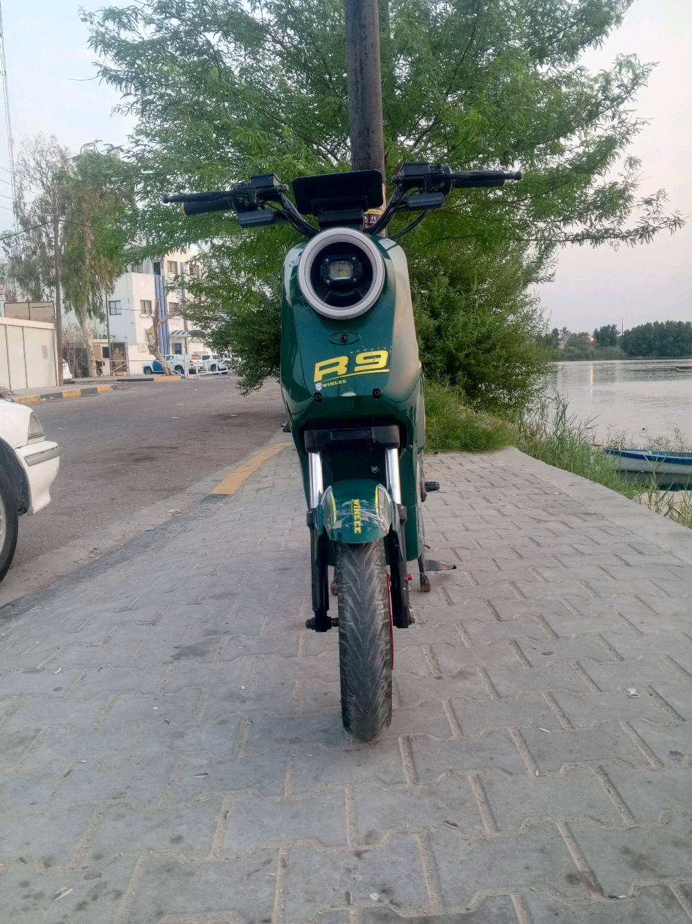 دراجة ار 9 بطاريات 32 مبير السعر 375 مكان كرمة علي ***********