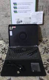 كفر معه كيبورد آيباد آيفون السعر 15 غير مستعمل