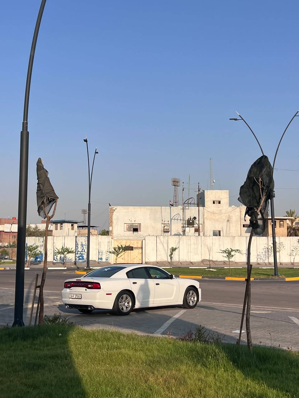 السلام عليكم
للبيع جارجر٢٠١١  مبدلة ٣ قطع بدون دواخل سيارة جاهزة كير مكينة حدادة تبريد ثلج تخم تاير جديد رقم بصرة بأسمي تحويل ثاني يوم السعر 125 وبيها مجال العنوان بصره دور الضباط 
***********
***********
