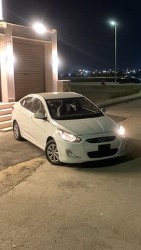 هيونداي اكسنت • ٢٠١٥ • مكفولة