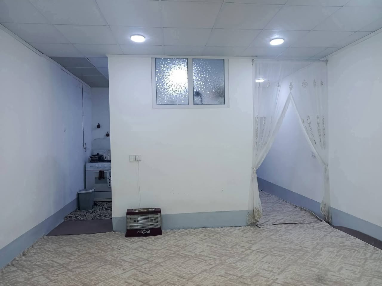 سڵاو هاوڕێیان
هاوڕێیان داشکاندنمان کردووە بۆئەم خانوە
پێشتر 300گڵا بوو 
ئێستە خواری ئەم سعرە دەی فرۆشین
هەرزان  هەرزان  هەرزان
لەکەلار کۆنەوە لەگەڵتانداین
ڕووبەری ئەم خانووە  120مترە
خانوویەکی جوانوو پاکو پختە یە
 دکتی مووبەریدە
شوێنی زۆرخۆشە 
ماڵی فەقەقیرە
خانووەکەمان نزیکی مزگەوتوو قووتابخانەیە
کۆڵانی فراوانە
نزیکی کەلاری نوێ
ـــــــــــــــــــــــــــــــــــــــــــــــــــ
ژوورەکانی
میوان
هۆڵ +جێشت خانە
ژووری خەو
حماموو سەرئاو
ـــــــــــــــــــــــــــــــــــــــــــــــــــــ
بۆزانیاری زیاتر پەیوەندی بکە ژمارەکانی نووسینگەوە
***********
***********
***********
ـــــــــــــــــــــــــــــــــــــــــــــــــــــــ
یان دەتوانیت سەردانی نووسینگە بکەن
ناونیشانی نووسینگە
کەلار مەجمووعەی 500ماڵەکە نزیك مزگەوتی تەقوا
