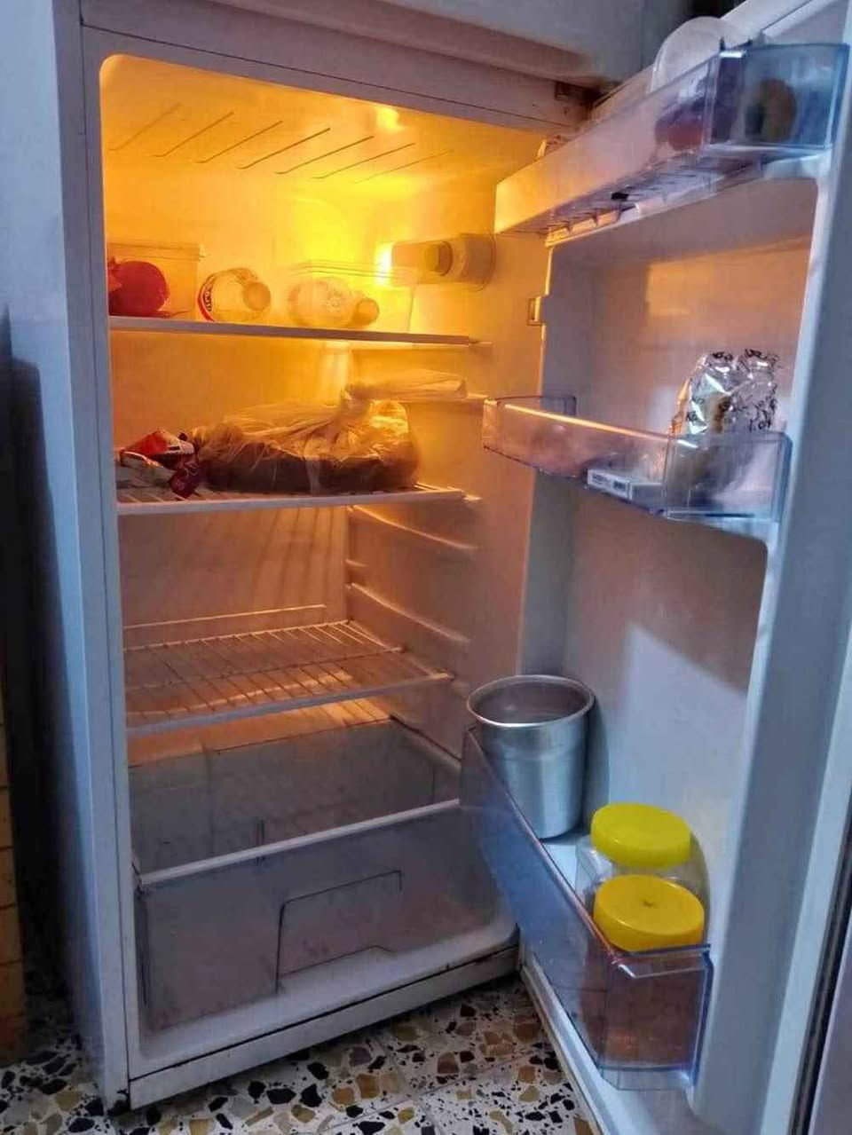 ثلاجه نوع تركي حجم ٢٨قدم تشتغل على فحص ونضيفه كلش العنوان عباسيه ويوجد توصيل للإستفسار الاتصال او خاص 
*********** النجف, العراق
