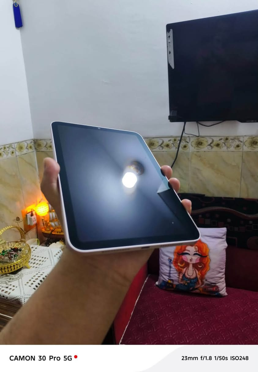 السلام عليكم mini6 مكفول كفاله عامه وين متريد افحص نضافه 100/100شرط الكفاله استخادم فقط دراسه بطاريه 88 ذاكره 64ضمانك تاخذه من باب البيت عنواني بغداد الصليخ *********** ملاحضه الايباد مع كارتون اصلي ونضافه كدام عينكم تجي وتشلع عيوني سعر الجهاز 350قفل واهلا وسهلا بجميع
