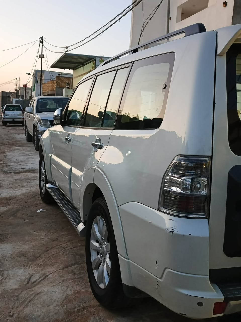 بيع او مراوس باجيرو 2010 فول مواصفات ابيض صدفي مكينه 3800 ويل 18 مكفوله كفاله عامه سياره استخدام شخصي جاهزه من كلشي رقم الهاتف *********** السعر 137 وبيها مجال بسيط
