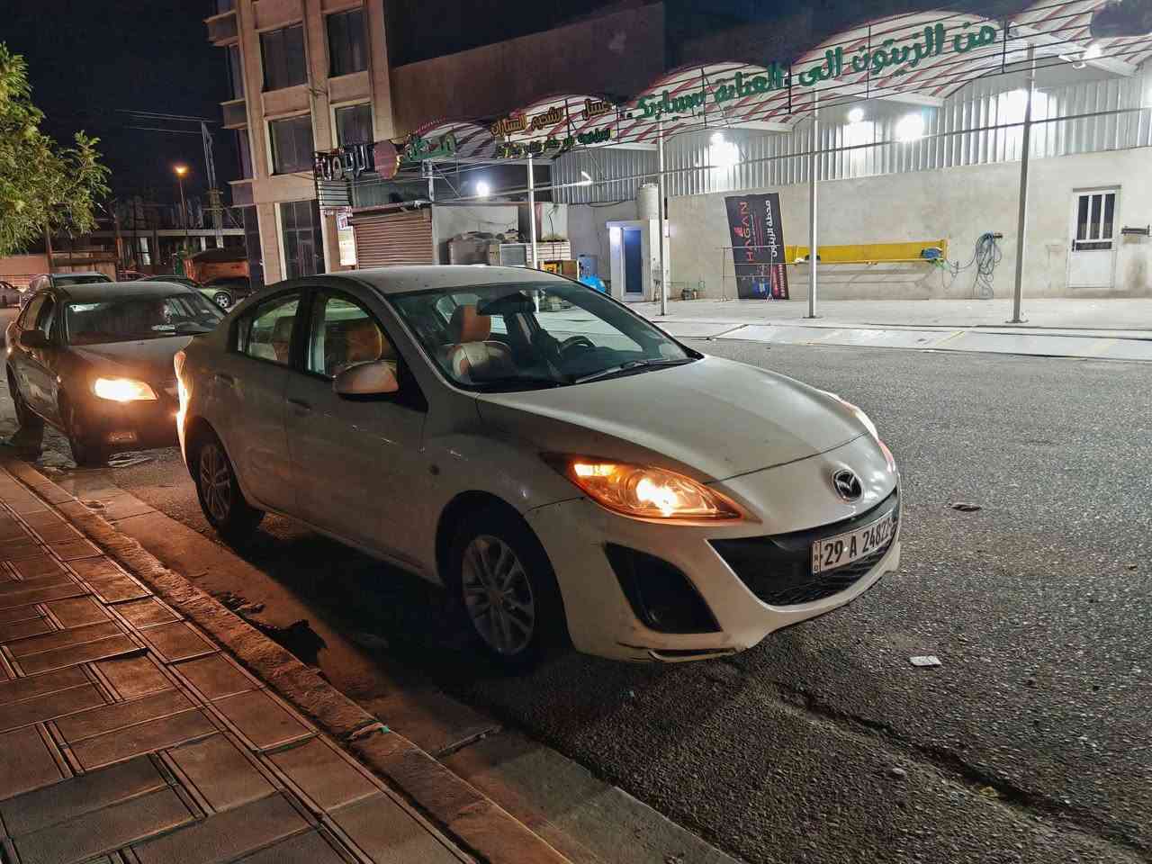 السلام عليكم سياره مازدة ( زوم 3 موديل 13 ) خليجي محرك ( 1600) جديد مشدود كير جديد تبريد منظومه كله جديد حداديه جاهزه من كلشي تخم ويل كب تخم تاير (رقم جديد انكليزي واسط )سياره بسمنا جاهزه ع اخر حبايه سياره صار ظرف وعرضنها للبيع سياره عمليه ومال جناي وب عافيه ع ياخذه ملاحظه بيه صبغ صفحه اليمنه فقط بدون ظربه او شي  السعر 67 بيه مجال قليل وسياره امانه تسوه اكثر موجود مكانه بغداد حي اور او ديالى جديده الشط
للتواصل يرجى الاتصال على الرقم ***********
