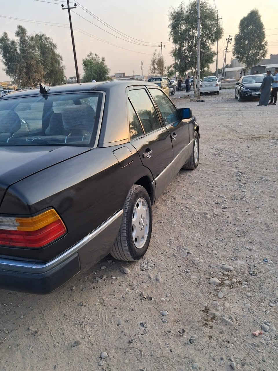 مارسيدس دب
موديل 89
سنويه للـ 29
رقم بغداد انگليزي
تحويل مباشر
تخم تاير + ويلكب
مصبوغه عام للجماليه بدون ضربه
كهربائيات كلها شغاله 
صدر امامي خلفي جديد 
محرك بطه ثنين ونص ديلكو
لا صرف ولا تبخير
قواعد دبلات بلاديه مابيهن اي خياس
تبريد شغال الدكمه أيسي عطلانه
السعر 37 وبيها مجال
مكاني ديالى المقداديه 
الاتصال ع هذا الرقم *********** بي واتساب
اتصال ***********
