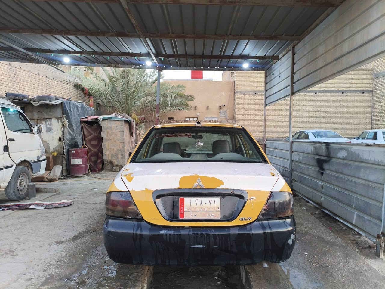 السلام عليكم مسيبوشي لانسر 2010 رقم ديالى شرط التحويل سنويه لل 29 مصفره هيئة وغرامات مكينه، 1600 كير اوتوماتيك مكينه وكير مكفولات السعر 48 مكانها بغداد التاجي سبع البور للاتصال ***********
