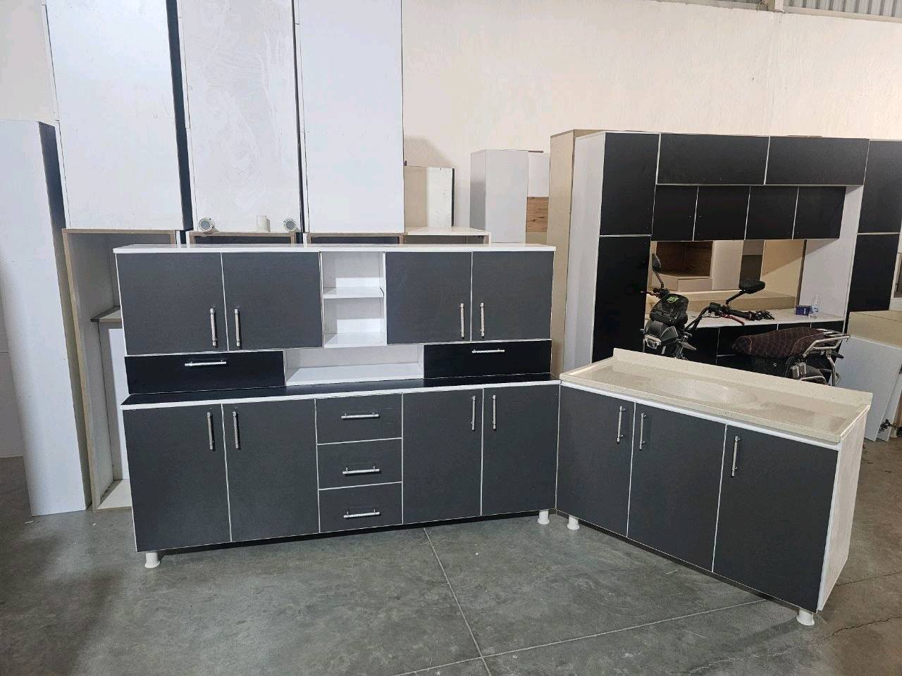 كاونتر خشب MDF ارضي وملحق قياس مترين وسنك متر و20 مرمر سعر 325 الف