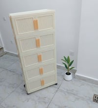 لوكر • اكريلك خفيف • ١١٠×٥٠×٢٥