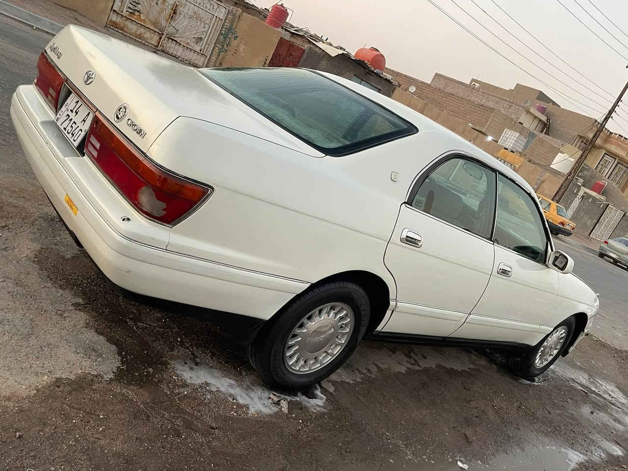 السلام عليكم بطه فصل رقم بصره انكليزي تحويل مباشر (كصه جنطه ) مكينه وكير اثنين ونص  جدد حداده جديده تخم تايرات كهربائيات شغاله مانقصها شي سعرها 37 مكاني زبير ***********
