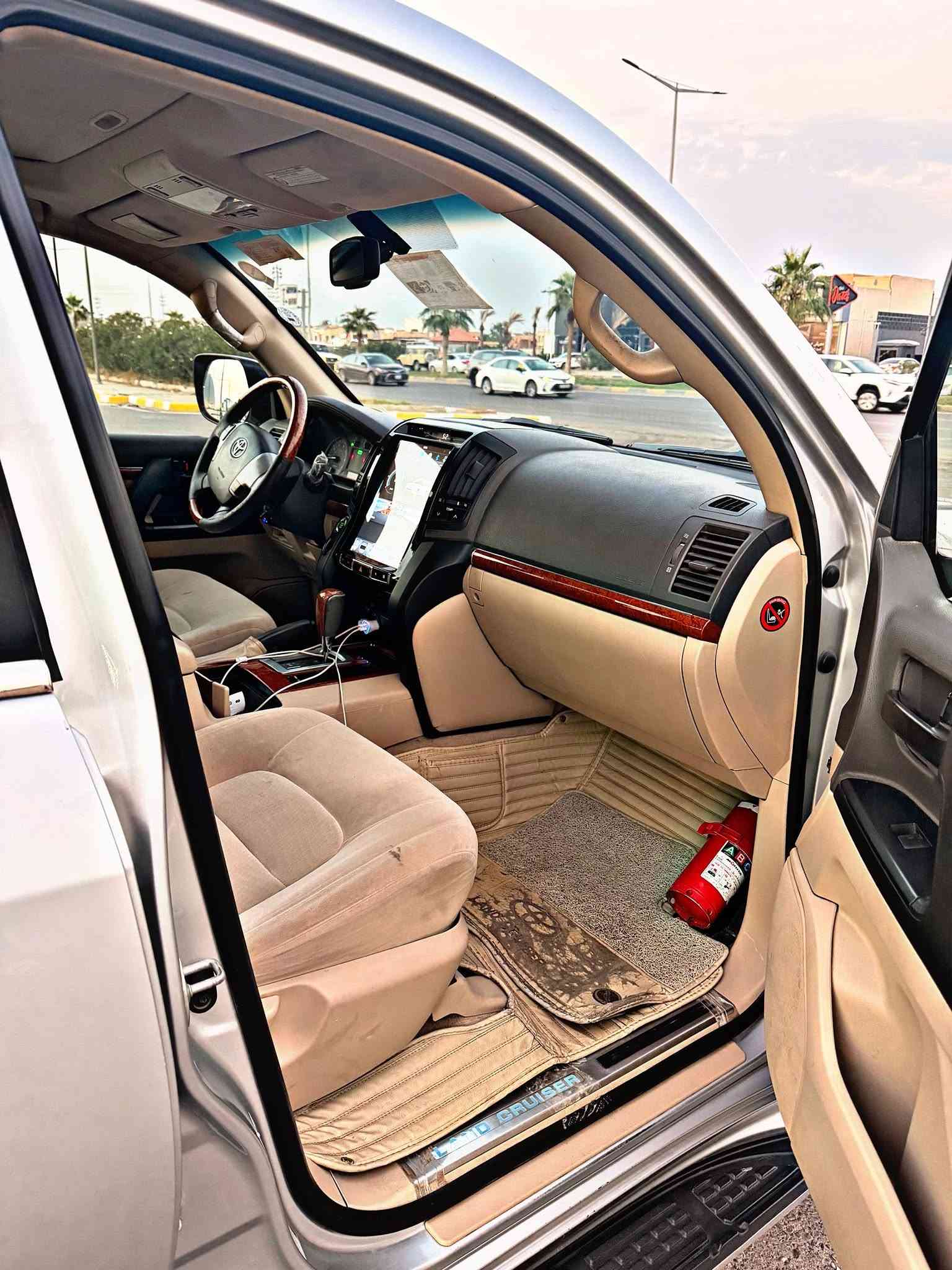 لاندكروز GXR • V8 ٤٦٠٠ • رقم اربيل