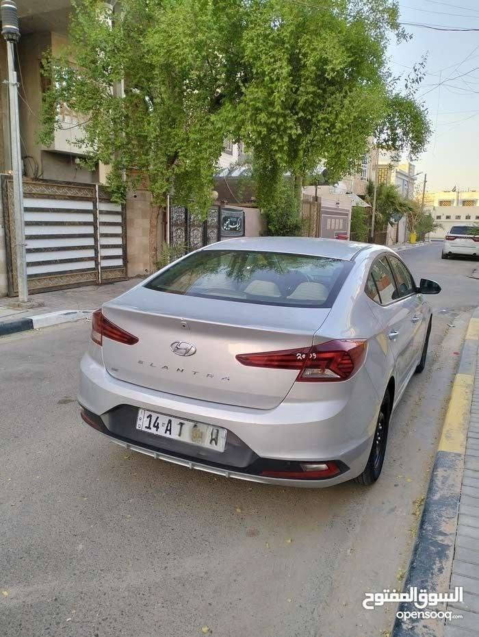 السلام عليكم
النترا ٢٠١٩ وارد امريكي الحادث فقط جاملق مكينه ٢٠٠٠ دوش السعر ١١٥ ورقه وبيه مجال للشراي المكان البصره 
***********

نص مكتوب في الصور:
- السوق المفتوح opensooq.com