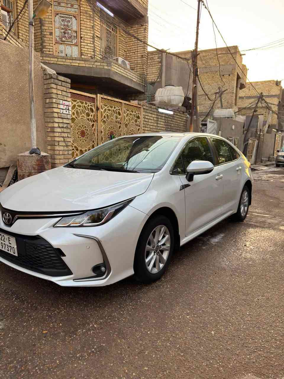 سلام عليكم
كورلا 2024
ساز فول مواصفات 
ماشيه 44
فتحه سقف حساس خلفي امامي 
كامره خلفي 
عارضها 178 و بيها مجال بصيط 
***********
