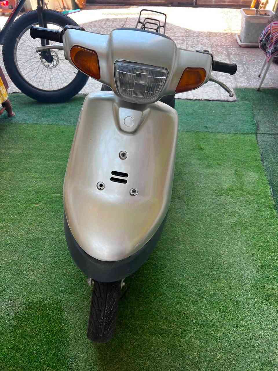 سلام عليكم دراجة ياماها بطة تجفيت جديد وياها كفرات بلاديه***********

