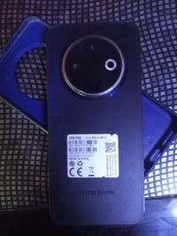 تكنو سبارك ٣٠ سي برو • ٢٥٦ • واتساب