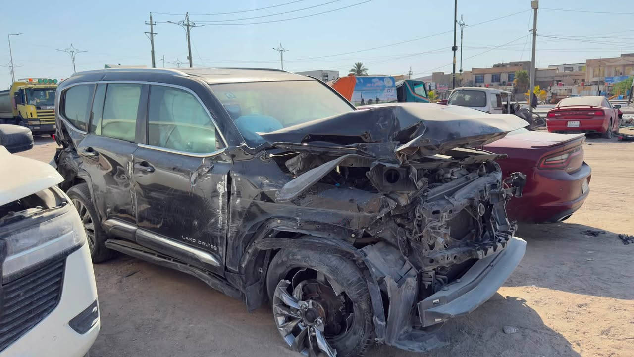 لاندكروز GXR موديل2024  هذا حادثها

المكان بصره لتواصل***********واتساب

 
السعر المطلوب 425ورقة
