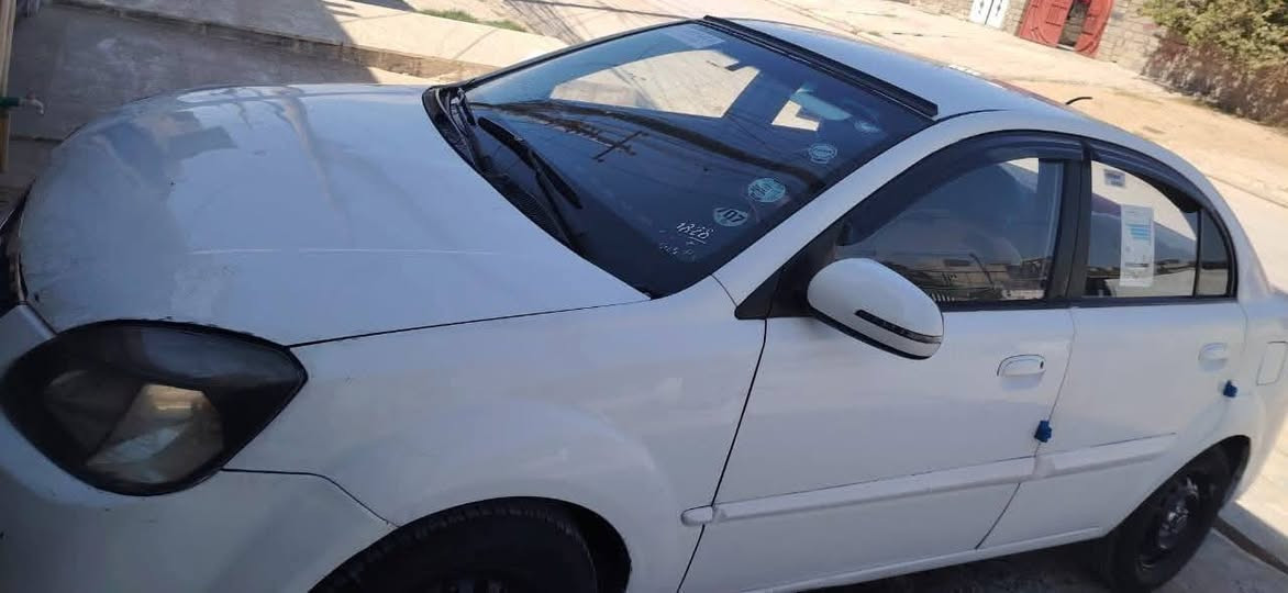 كيا ريو • ٢٠١١ • توماتيك