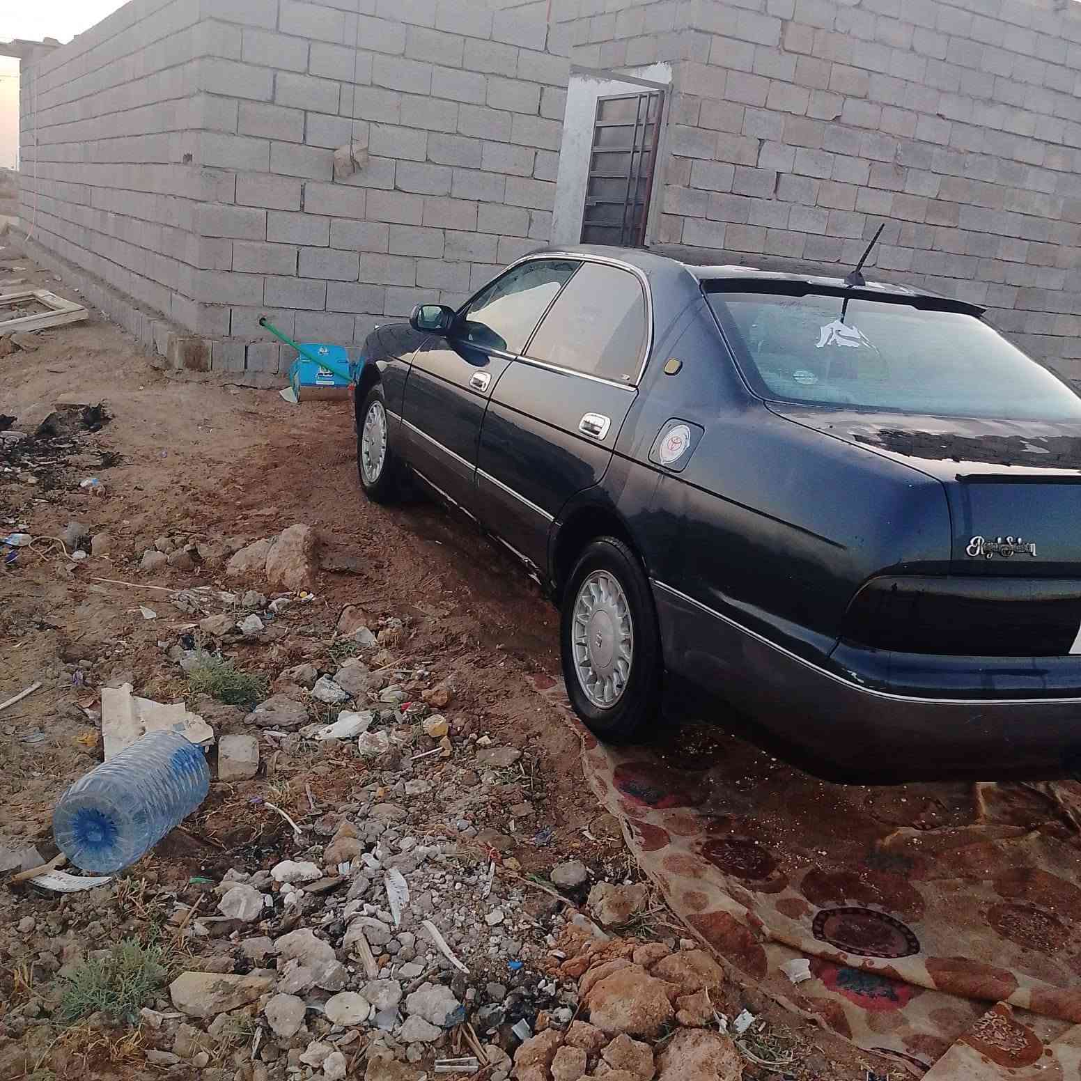 سياره بطه للبيع حداديه صارلي 4ايام مبدلها مكفوله كفاله عامه محرك كير مكفول السعر 40 رقم الهاتف***********

