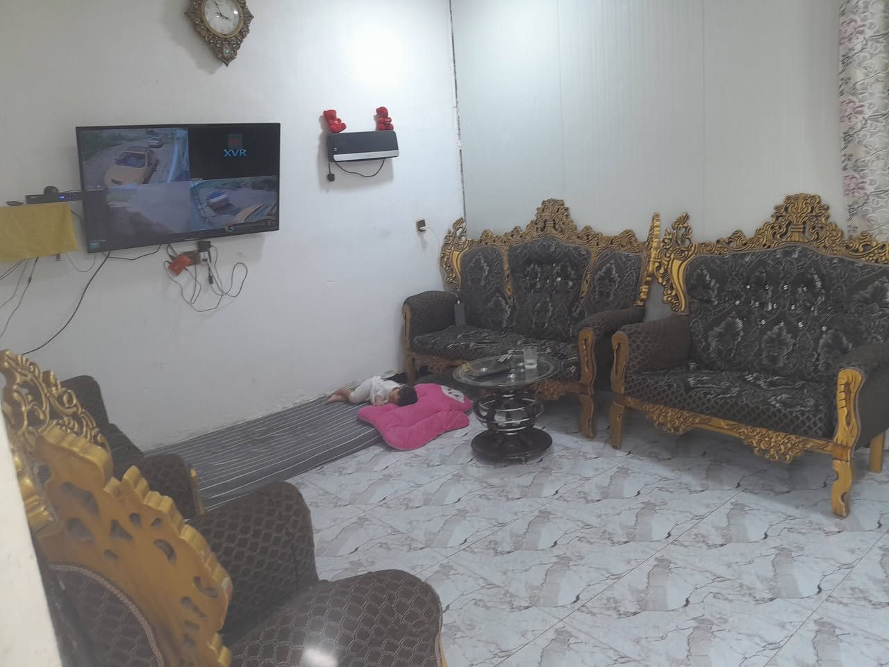 دار زراعي ١٠٠ متر بناء طابوك مسلح ارضية بورسلين خلف مشروع ماء الرصافة قريب شارع ابو طاوة السعر ٣٥ للإستفسار ***********
