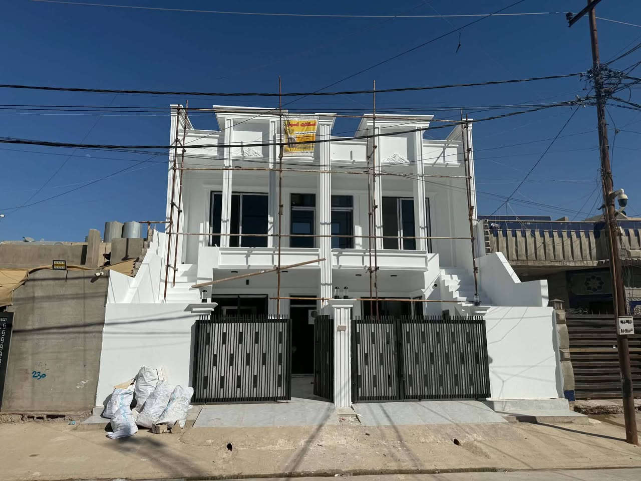 سه رتابه ناوى خوداى گه وره و ميهربان
سلاو كريارانى به ريز ام 2خانومان لايه بوفروشتن سفره مالى تينچوه كامل مواصفات وفرعى صبه كامل خه ده مات ناونيشان كركوك بنجاعلى نزيك جامع على زه نگه نه بوزانينى زياترپه يوندى كن به م ژمارانه ى لأى خواره وه 

***********

***********
