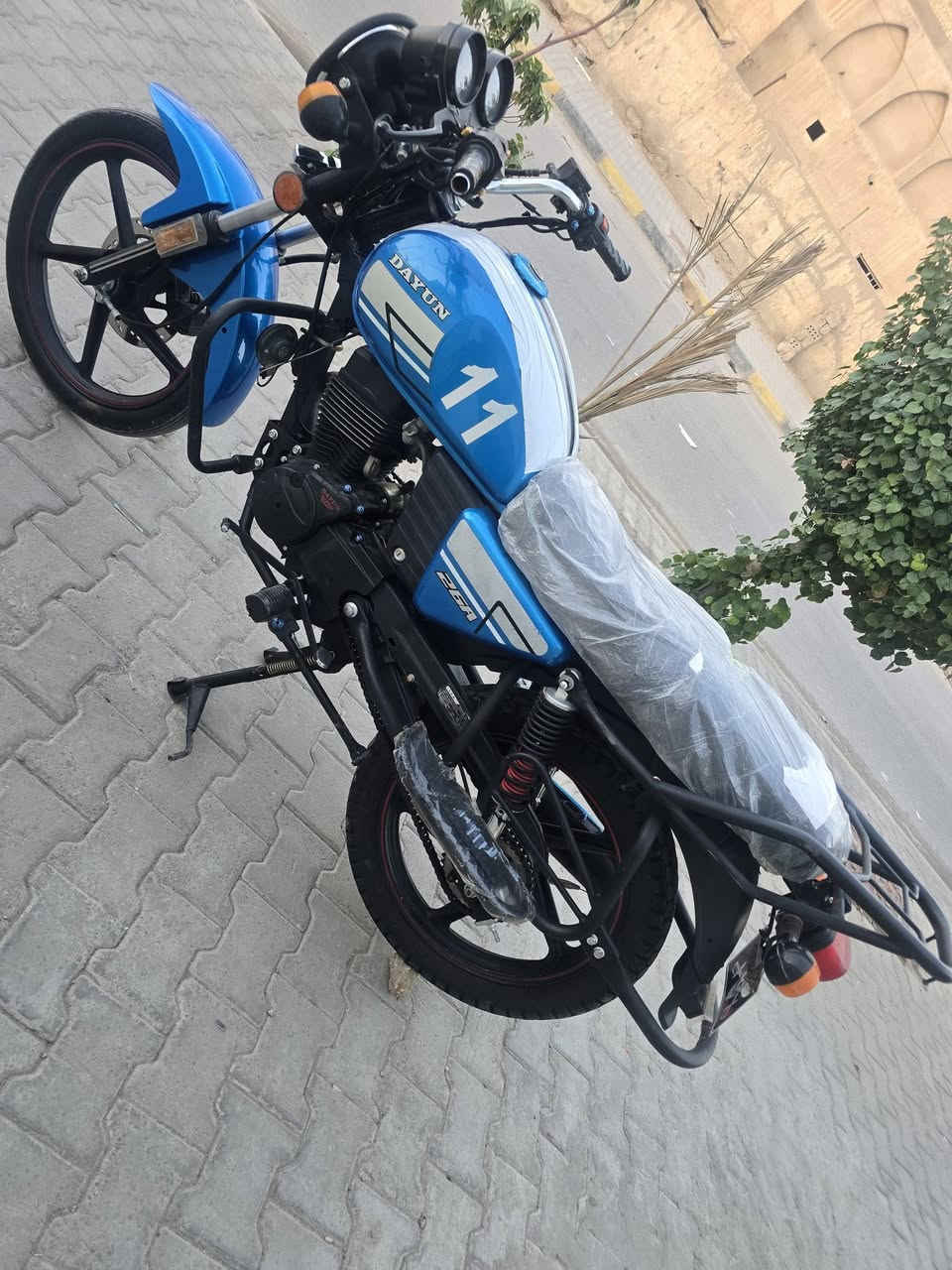 دايوان نفخ 2020 طالعه بل2023 اوراق اصليه وكامله وبسمي مكينه ناعمه وتخبل
دايوان نفخ موديل 2020 اوراق اصليه وكامله وبسمي مكينه ناعمه وحلوه شلعه وتراي ونعومه خير من الله كهربائيات كلها شغاله مابيهه كل نقص والدراجه جديده ونضافته كدامكم بلصور رايدها 1100 وبيها مجال بسيط للشراي مكاني كربلاء اليريده يتصل ويدلل بخدمته ***********
