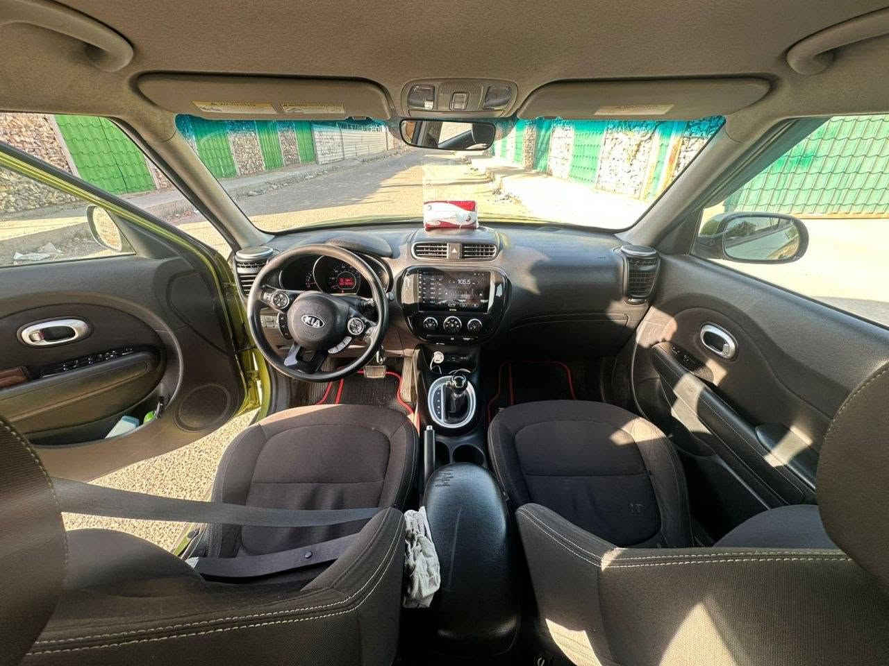 السلام عليكم للبيع السعر 93$ وبيها مجال بسيط 
شرط التحويل او وكالة عامة 
النوع : Kia SOUL
الموديل : 2016
حجم المحرك : 1.6 GDI 
المسافة المقطوعة : 96,000mi
المحرك + الكير + التبريد  جدد كفالة 
صدر امامي خلفي جديد 
الحادث مرفق مع المنشور + السونار 
العنوان : بغداد - البلديات 
ه‍ : *********** اتصال او واتس اب بغداد, العراق
