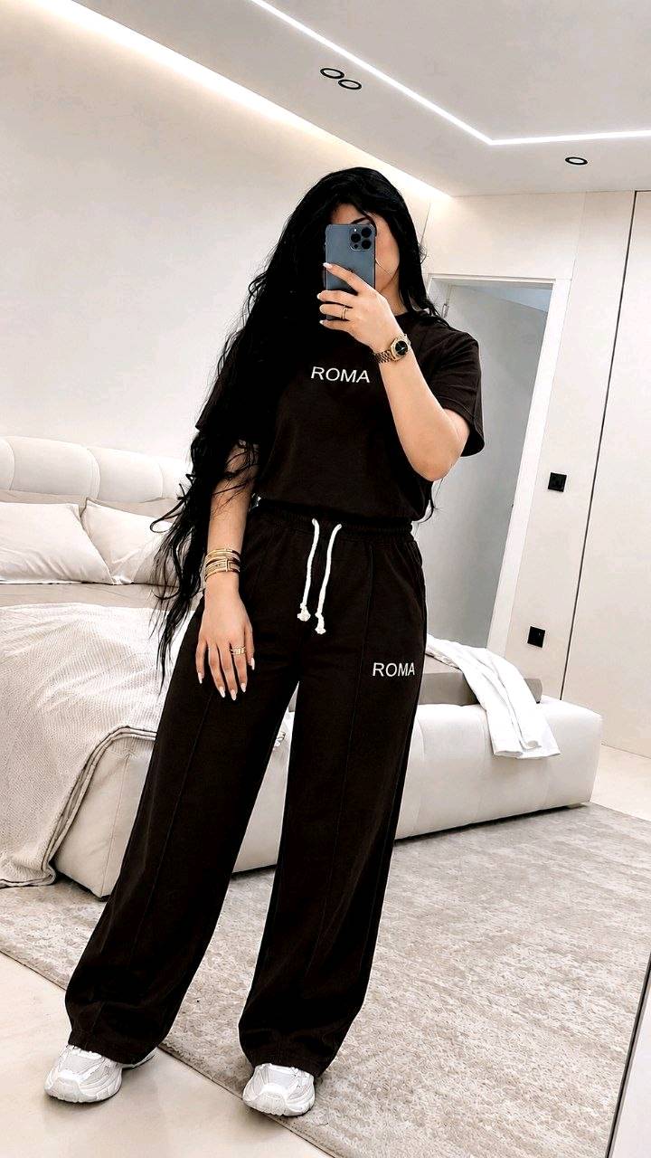 🇮🇶🔥 الجودة عنواننا دائماً 🔥🇮🇶  
✨ تراك نسائي بناتي 2 قطع سادة — قمة الأناقة والراحة 😍 لوك ناعم وعصري وتفاصيل أنيقة تضيف لمسة أنوثة جذابة بكل تفاصيله 💕

🔹 نوع القماش:
قطن بوليستر تركي + قطن، مريح، وخفيف على الجسم
✨فصال مرتب وجودة عالية عالفحص✔️
القياسات :-✨  يلبس من وزن 50 الى 75 كيلو ✔️ 
السعر 15 آلف 🔥🔥 
🚘يوجد خدمة توصيل لجميع محافظات العراق ٤ الاف🚘