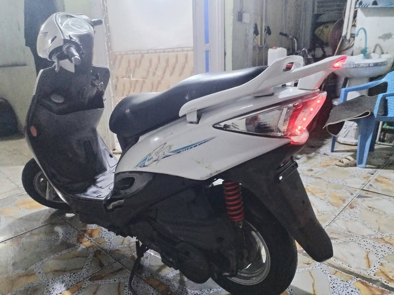 جيفور • من الوكيل • سليم