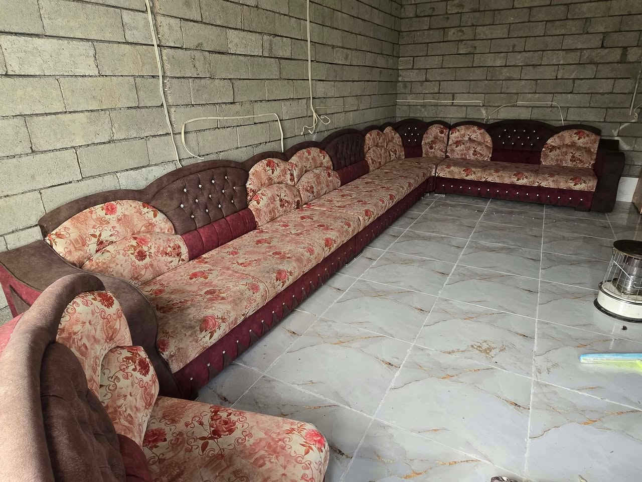 كنب • ٩م • زاويتين