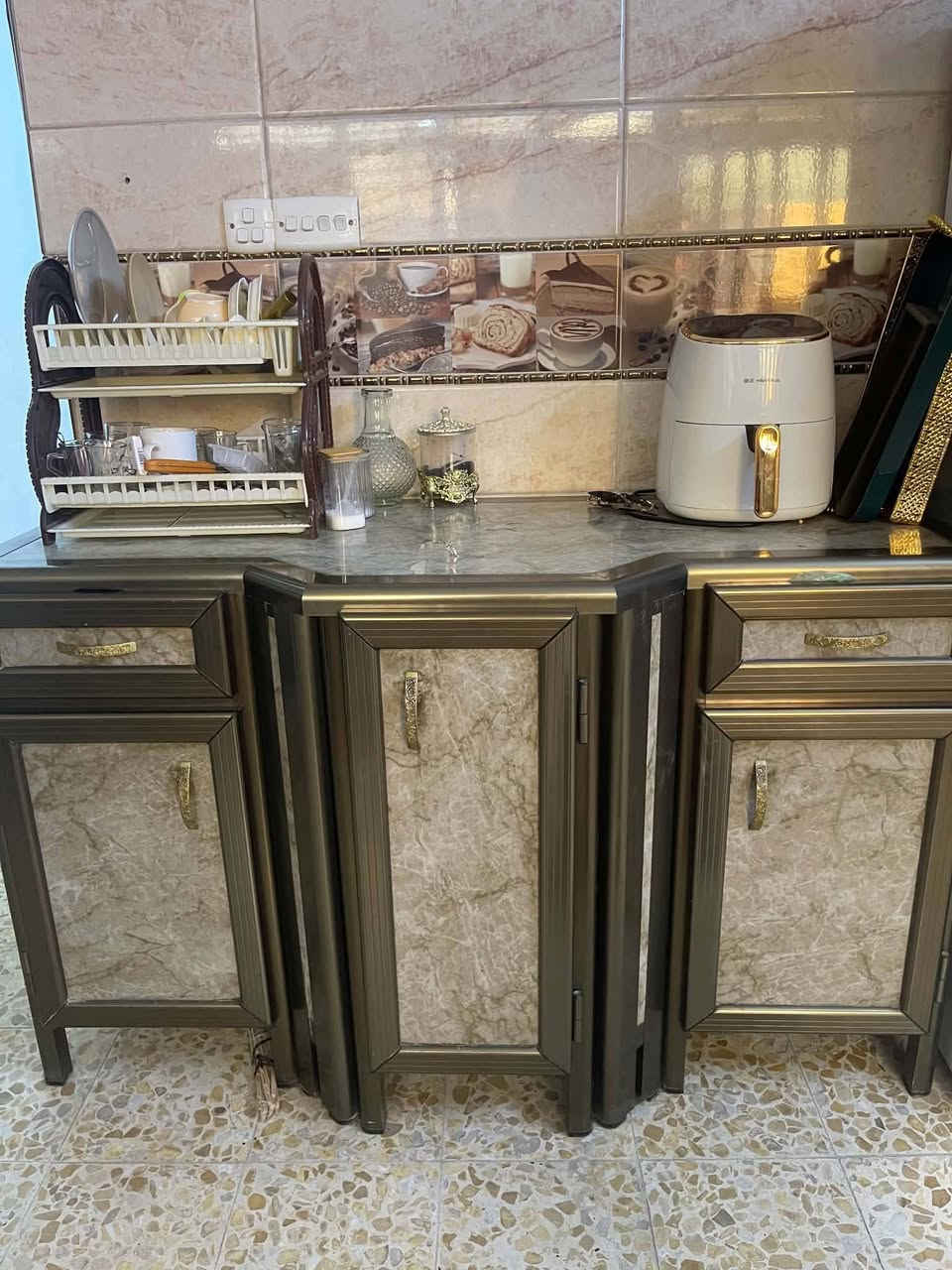 غراض مستعمله نضيفات كلش طباخ 75غساله اوتماتيك 100 سنك 75كاونت 75/رقم تليفون *********** وبيهن
