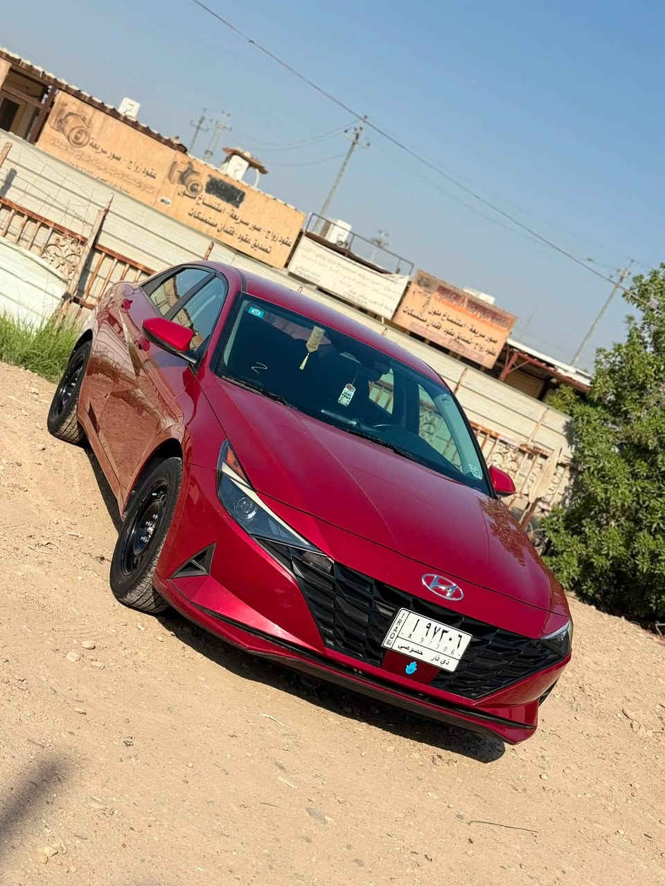 النتره
الموديل :2023

الون احمر 

العداد : 68

المحرك: 2000

الكير : AT

امريكيه

المواصفات  : رادار  360 

*هند بريك بصمه

*كشنات امامي تدفئه

* شاشه متصله 

*شحن لاسلكي

*   حساسات خلفية+امامي.

*   سستم صوت 

*   المقود كهربائي .

*قياده ذاتيه.

*   محدد سرعة .

*   اوتو هولد 

*   كاميرا خلفية .

*   دخول ذكي (بصمة) .

السياره جديده كلش الف ما تصرف عليه وجاهزه من كل النواحي

العنوان : ذي قار قضاء الشطره

الهاتف : ***********
